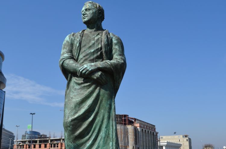 Modern bronze statue of king Audoleon in Skopje, North Macedonia.