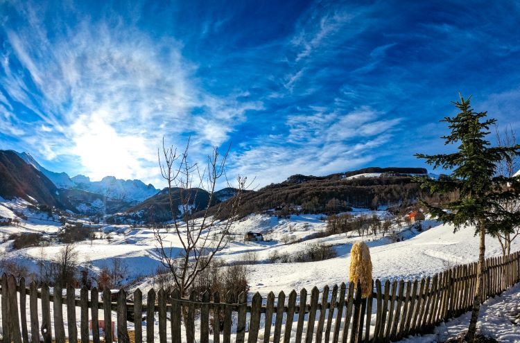 Lëpushë during a snowy winter.